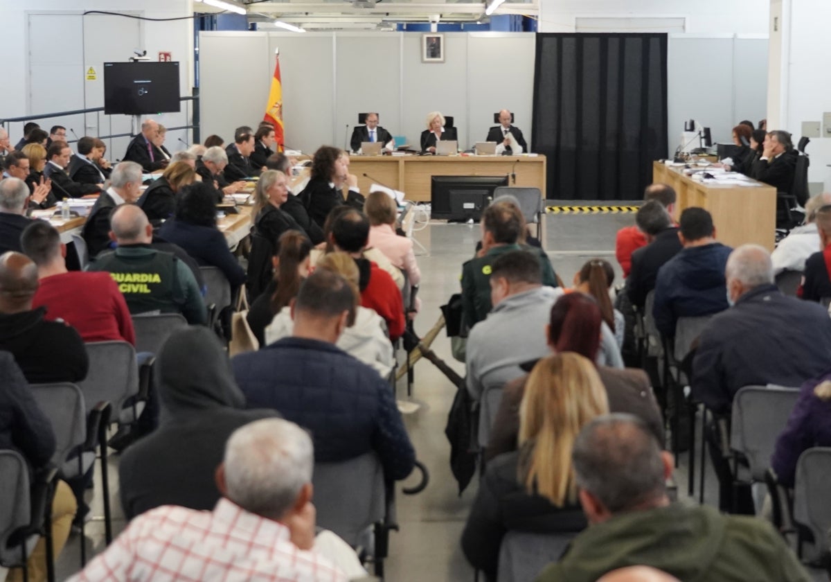 Imagen de la sala de vistas habilitada en la Feria de Muestras de Valladolid para el juicio con 63 acusados