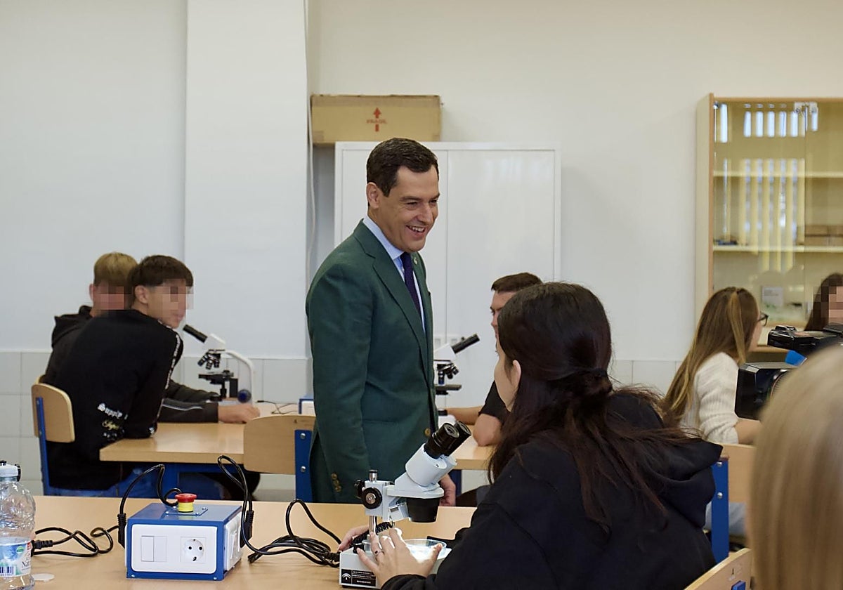 El presidente andaluz, Juanma Moreno, en un acto en Marbella