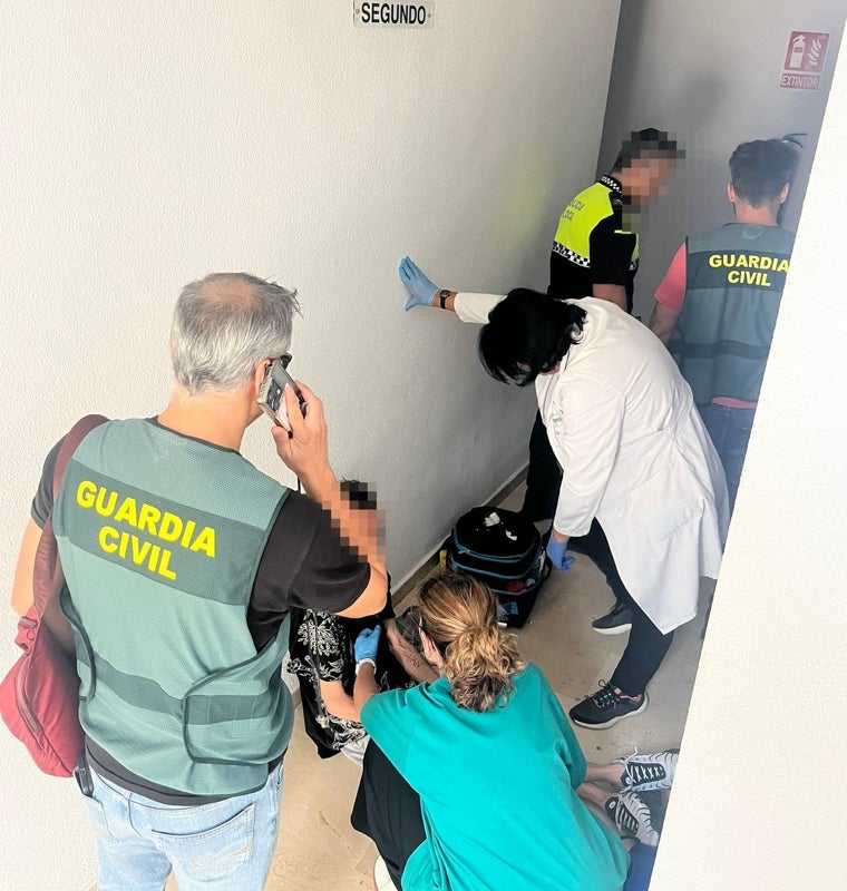 Imagen de la operación llevada a cabo por la Guardia Civil