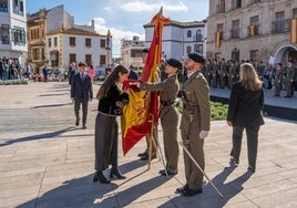 La solemne jura de bandera civil en Baena, en imágenes