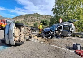 Un muerto y dos heridos tras colisionar dos coches entre los municipios valencianos de Calles y Chelva