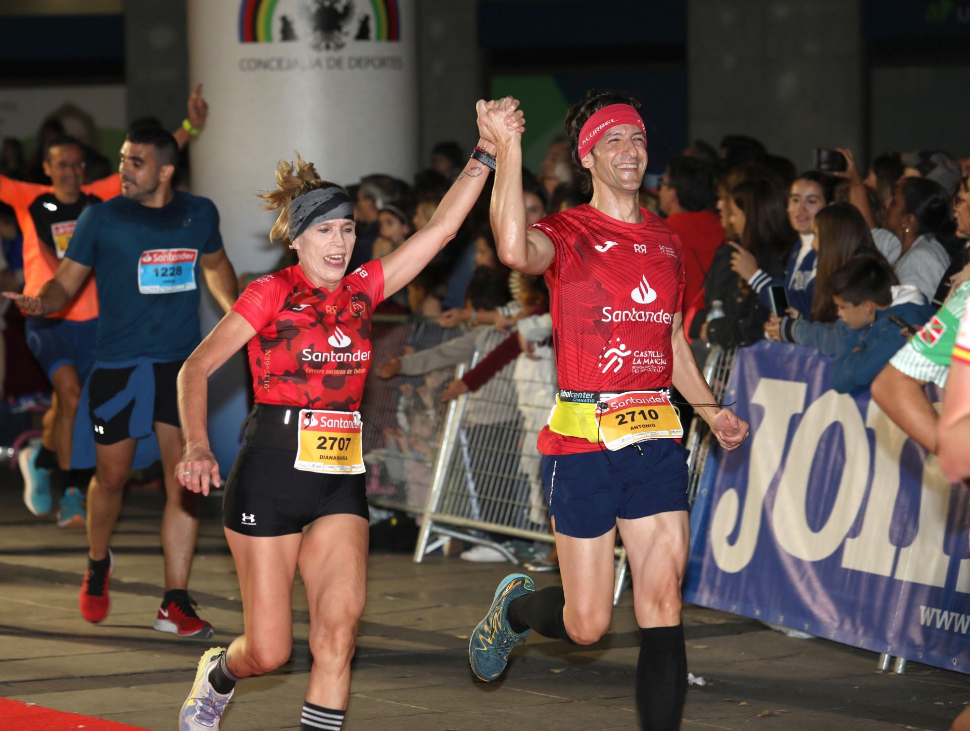 La Carrera Nocturna de Toledo, en imágenes