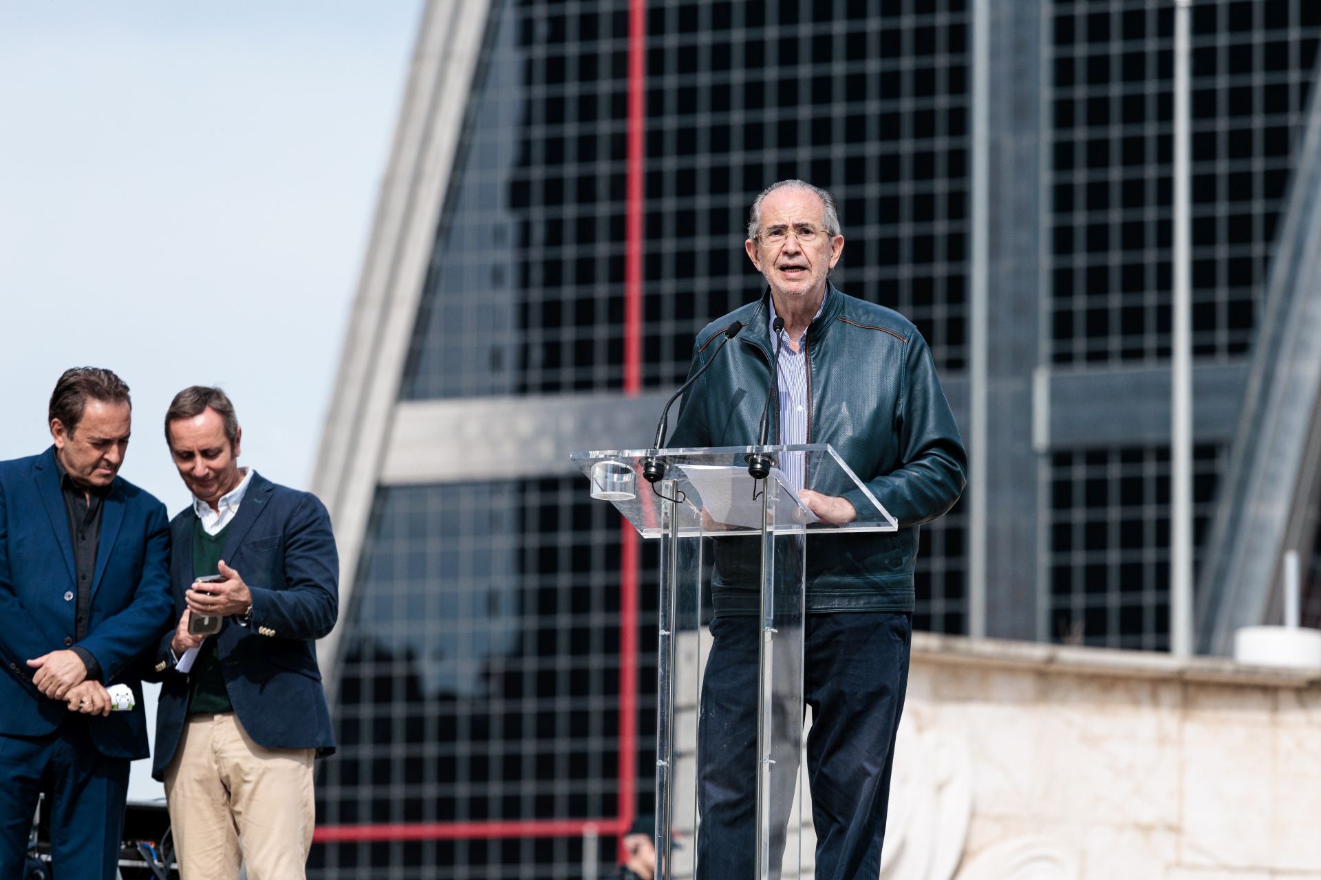 El periodista venezolano, presidente y director del periódico El Nacional, Miguel Henrique Otero, en la concentración