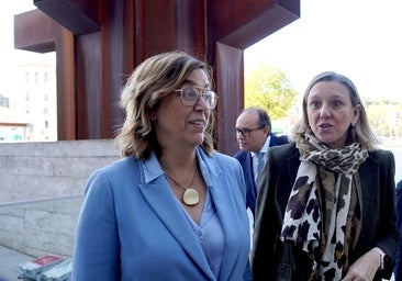 «Respeto» en la Junta al plantón de Ayuso a Sánchez y denuncia de «deslealtad» en el PSCL