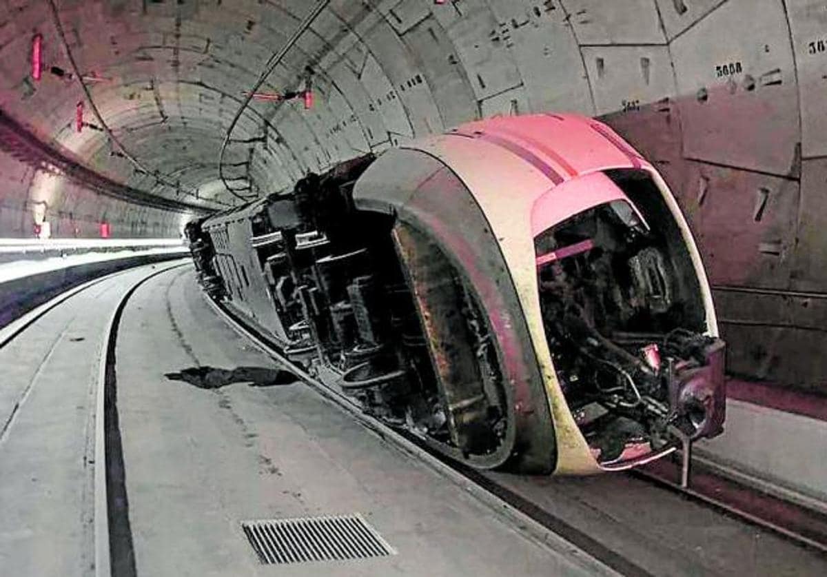 Minuto a minuto del tren que atravesó el corazón de Madrid y que hubo que descarrilar para evitar una tragedia