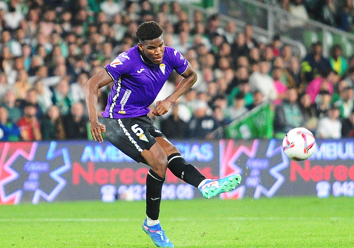 Marvel durante el partido ante el Racing de Santander en El Sardinero