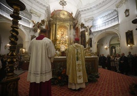 El obispo de Córdoba apela a seguir «recurriendo a San Rafael» para «nuestras luchas cotidianas»