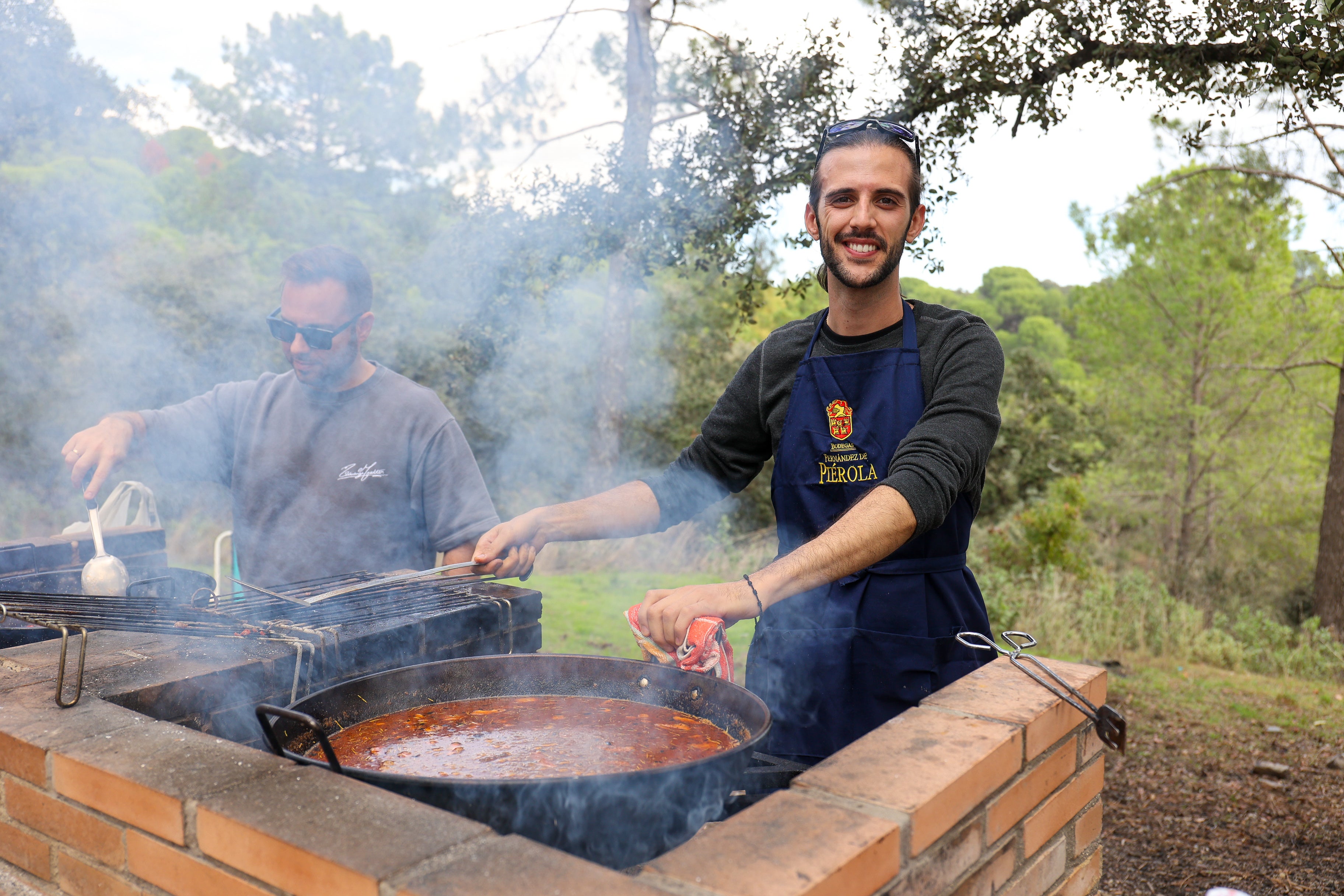 Los inigualables peroles por el Día de San Rafael en Córdoba, en imágenes