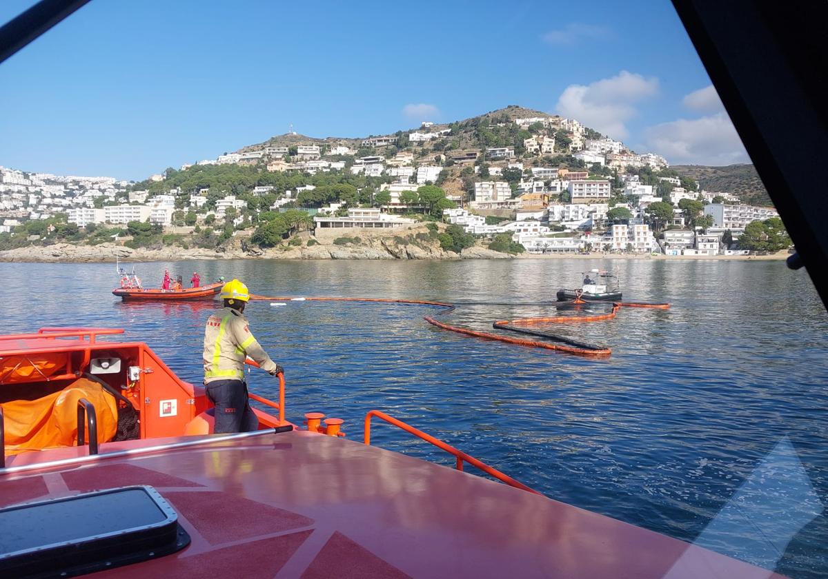 Operativo de Salvamento Marítimo en Rosas (Gerona)