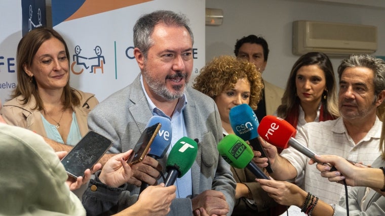 El secretario general del PSOE-A, Juan Espadas