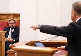 El PSOE suspende la tramitación de la reforma del Estatuto hasta que el PP no retire su enmienda a la reforma electoral