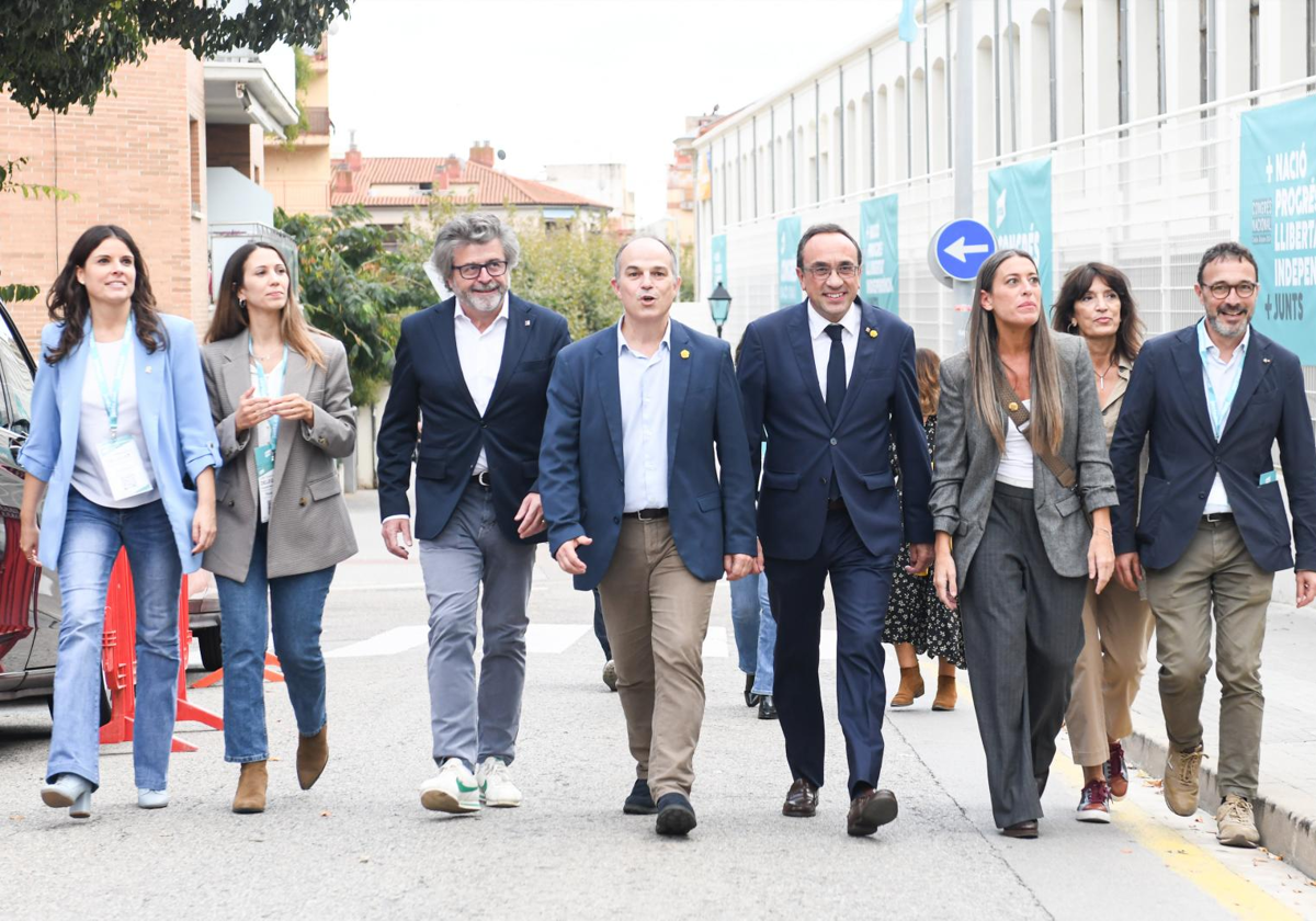 La cúpula de Junts, sin Laura Borràs, llega este viernes al recinto donde se celebra el congreso del partido en Calella (Barcelona)