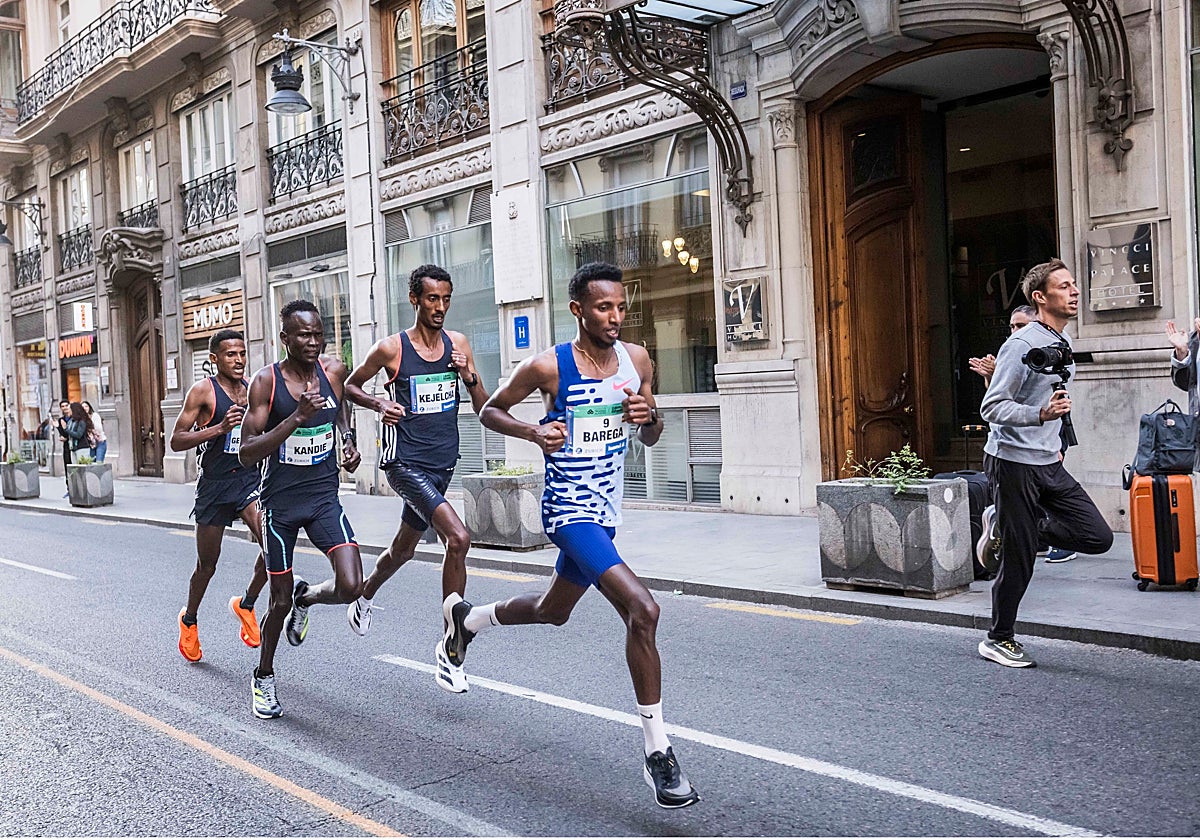 Imagen de archivo de atletas del Medio Maratón Valencia