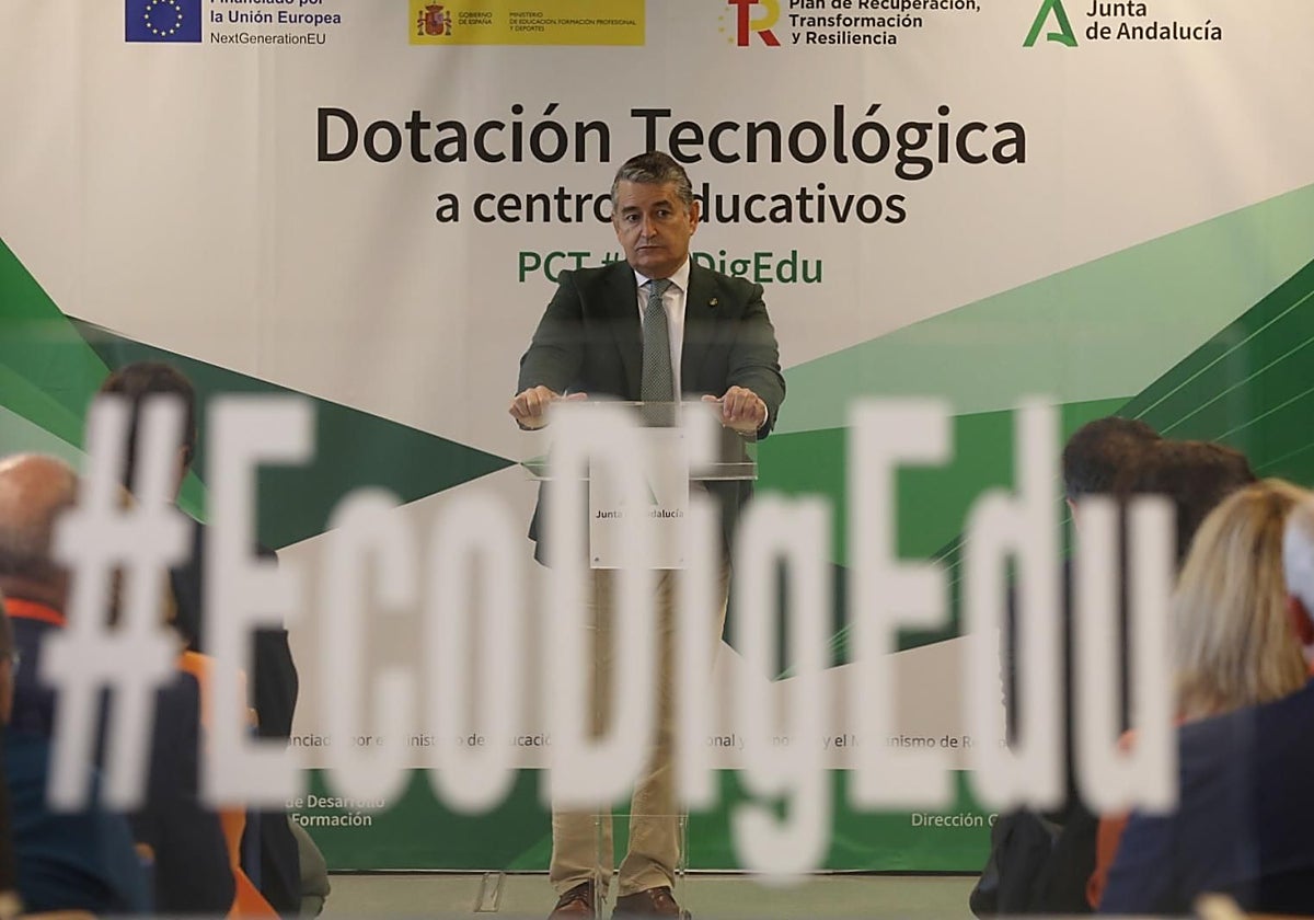 Antonio Sanz durante un acto celebrado en Cádiz