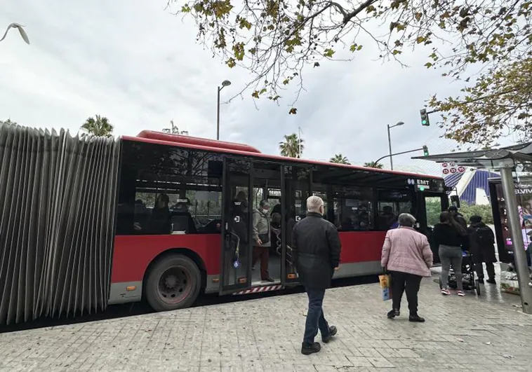 emt-valencia-huelga-RgRtmGjbkTP6CKzUyQEqaTM-758x531@diario_abc.jpg