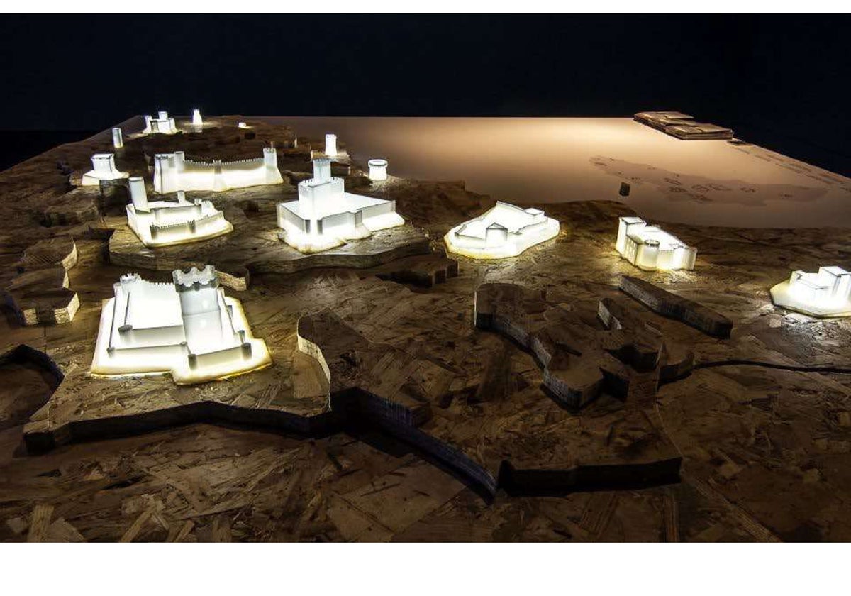 El MARQ clausura la muestra &#039;Guardianes de Piedra&#039; en el Castillo de Santa Bárbara tras más de cien mil visitas