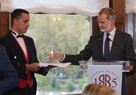 El Rey celebra el 185° de la Sociedad Bilbaína «seguro» de su utilidad para el «País Vasco y España»