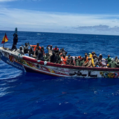 Rescatado un cayuco con 71 migrantes cerca de la playa de Maspalomas (Gran Canaria)