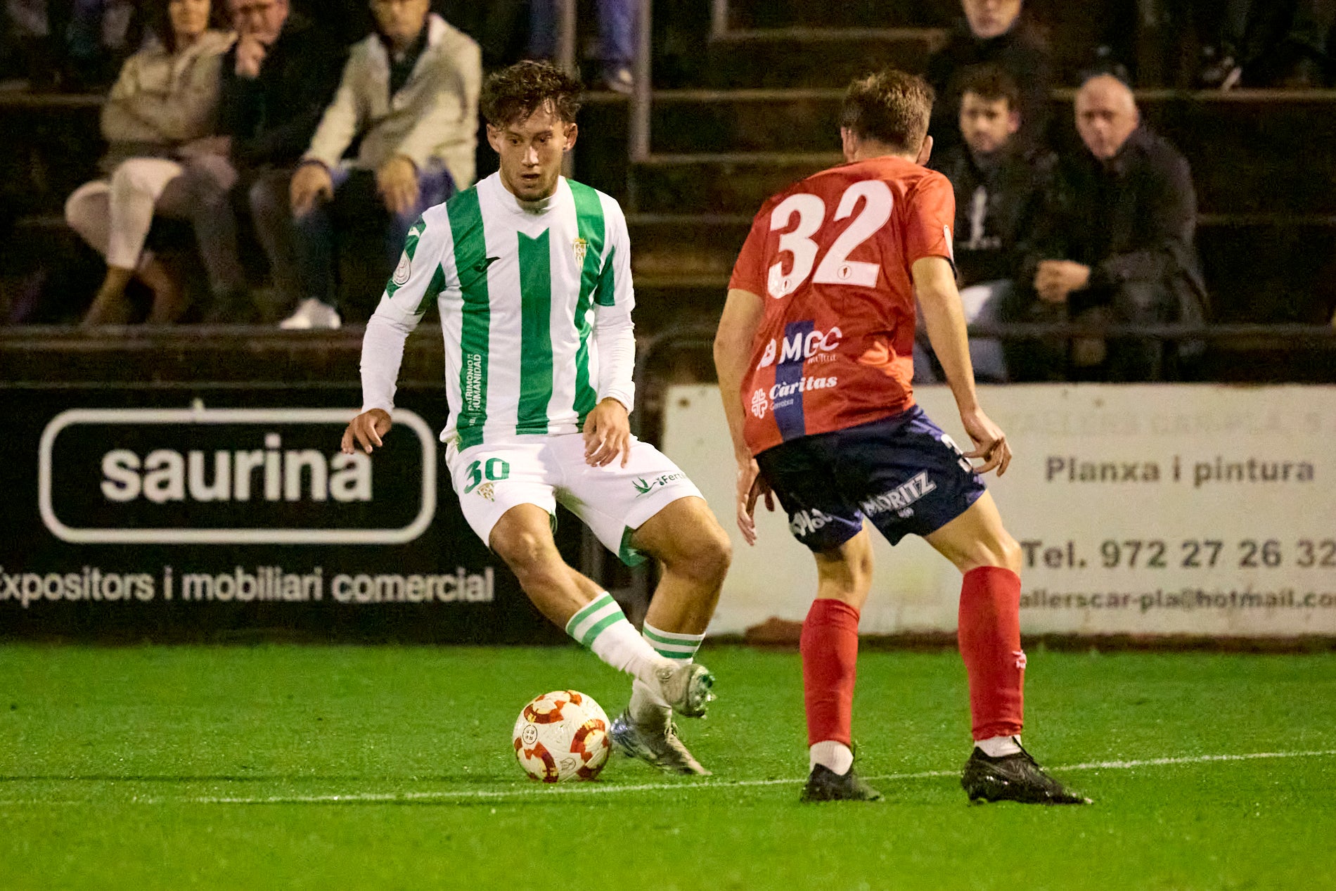 Las imágenes de la sorprendente eliminación copera del Córdoba CF en Olot