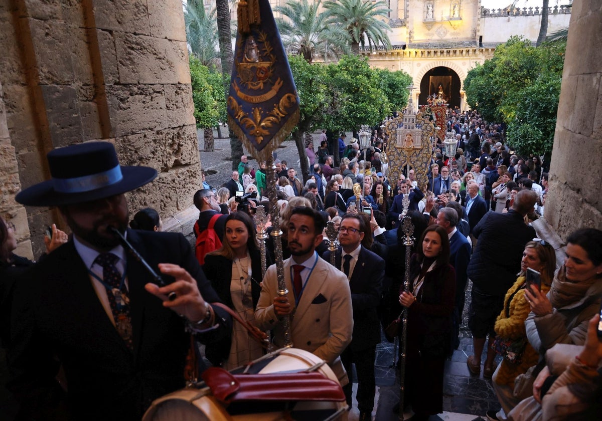 Procesión extraordinaria en Córdoba por los diez años del Rocío de la Fe, en noviembre de 2023