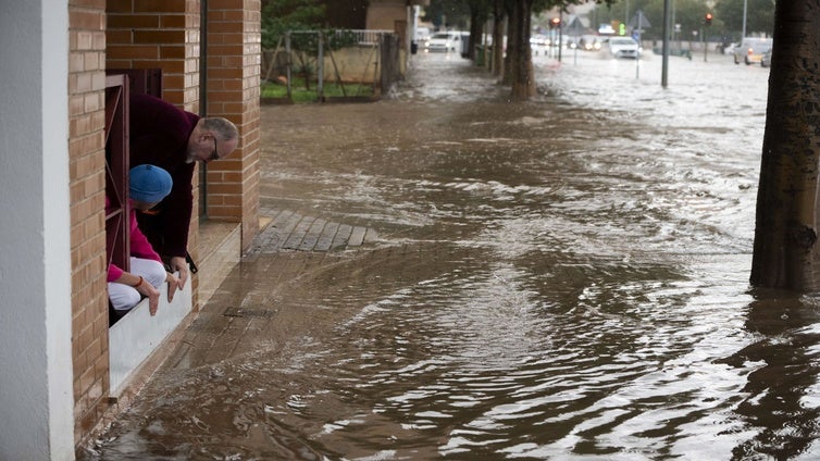 La Generalitat lanza una alerta masiva en Castellón por fuertes lluvias en la provincia