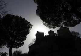 Noches de auténtico misterio en el Castillo de Almodóvar del Río bajo una 'luna negra'