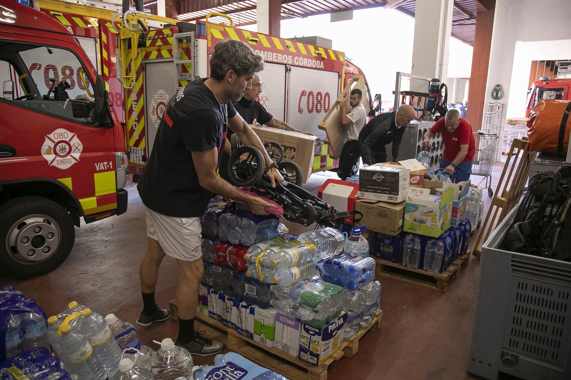 Las donaciones de los cordobeses a los damnificados de la DANA en Valencia, en imágenes