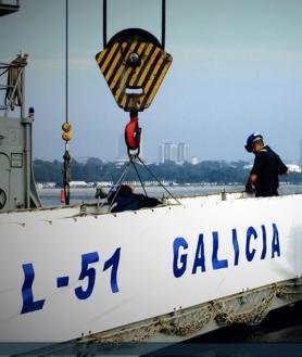 Secondary image 2 - Different images of the ship and its crew