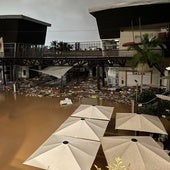 La noche del terror en el centro comercial Bonaire: trabajadores atrapados durmiendo en el cine y rodeados de agua