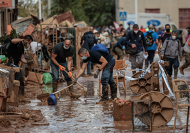 Cómo ayudar a los afectados por la dana desde Canarias: consulta los puntos y horarios para ayudar a los damnificados de Valencia