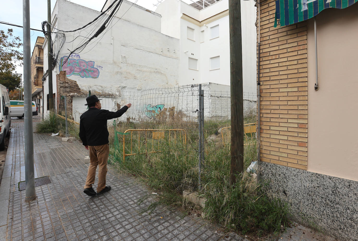 El deterioro del barrio de la Huerta de la Reina de Córdoba, en imágenes