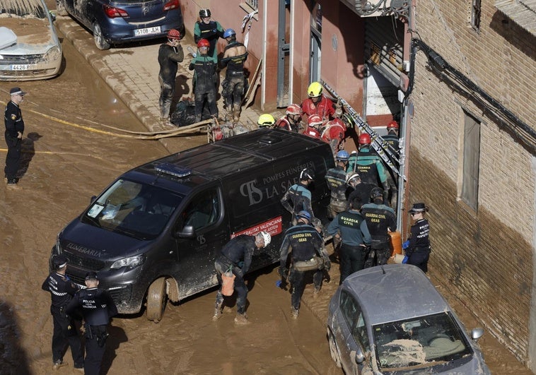 guardia-civil-policia-dana-Rr6TBgz3CnSR2En1ecwwwhN-758x531@diario_abc.jpg