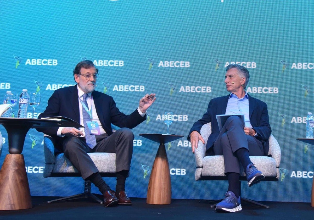 Mariano Rajoy y Mauricio Macri en el foro empresarial en Buenas Aires