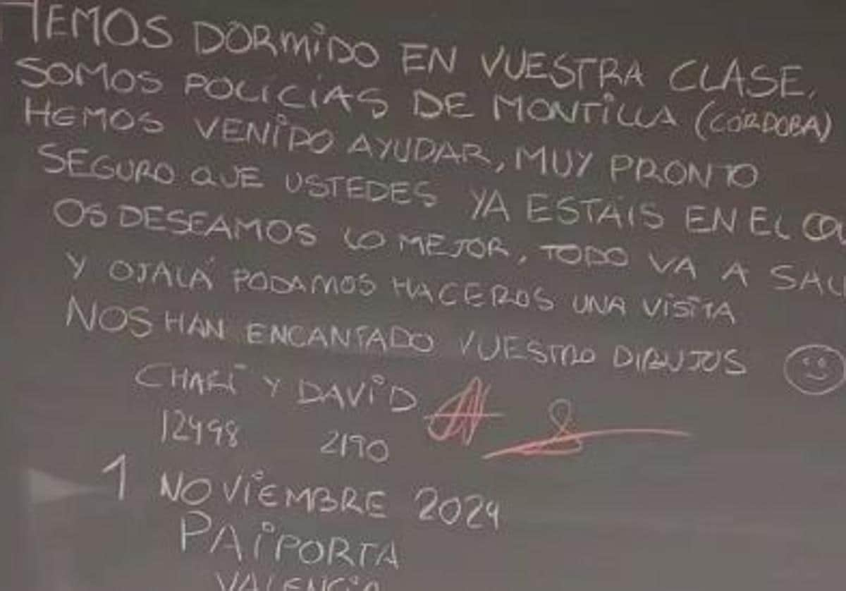 Mensaje dejado por los agentes en un colegio de Paiporta