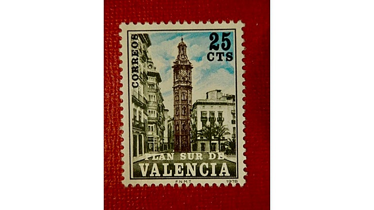 Sello del Plan Sur de Valencia, con la torre de Santa Catalina, que facilitó el desvío del cauce del río Turia y redujo el riesgo de riada en Valencia capital