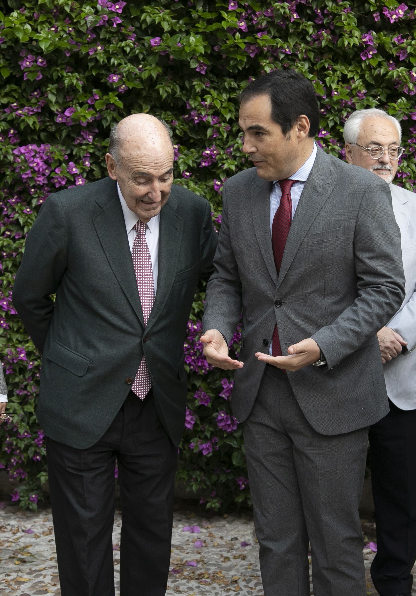 El coloquio sobre el consenso y la Constitución en Córdoba, en imágenes