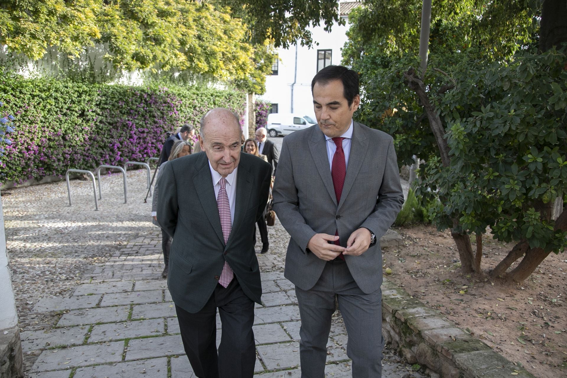 El coloquio sobre el consenso y la Constitución en Córdoba, en imágenes