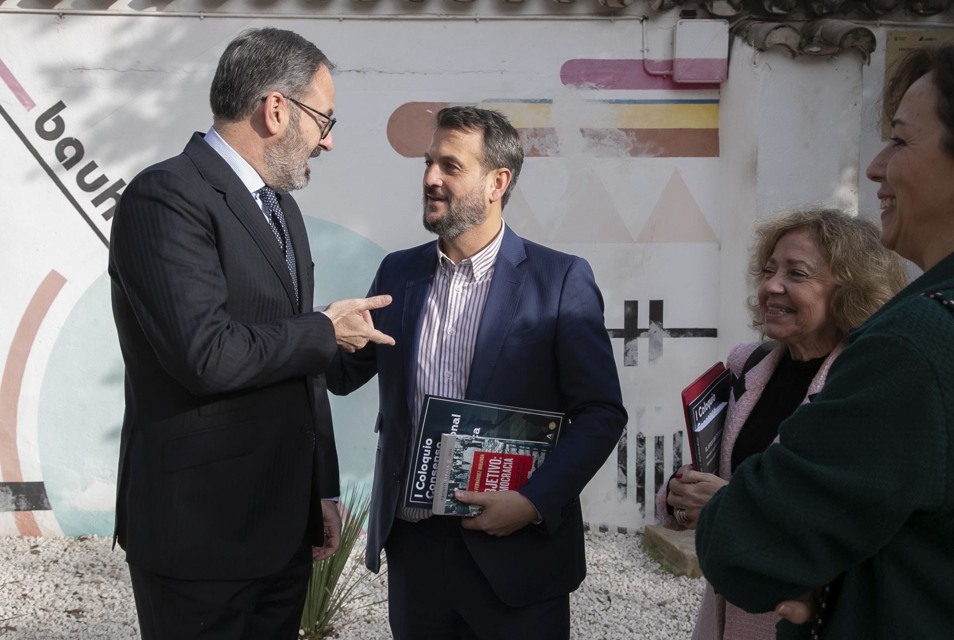 El coloquio sobre el consenso y la Constitución en Córdoba, en imágenes