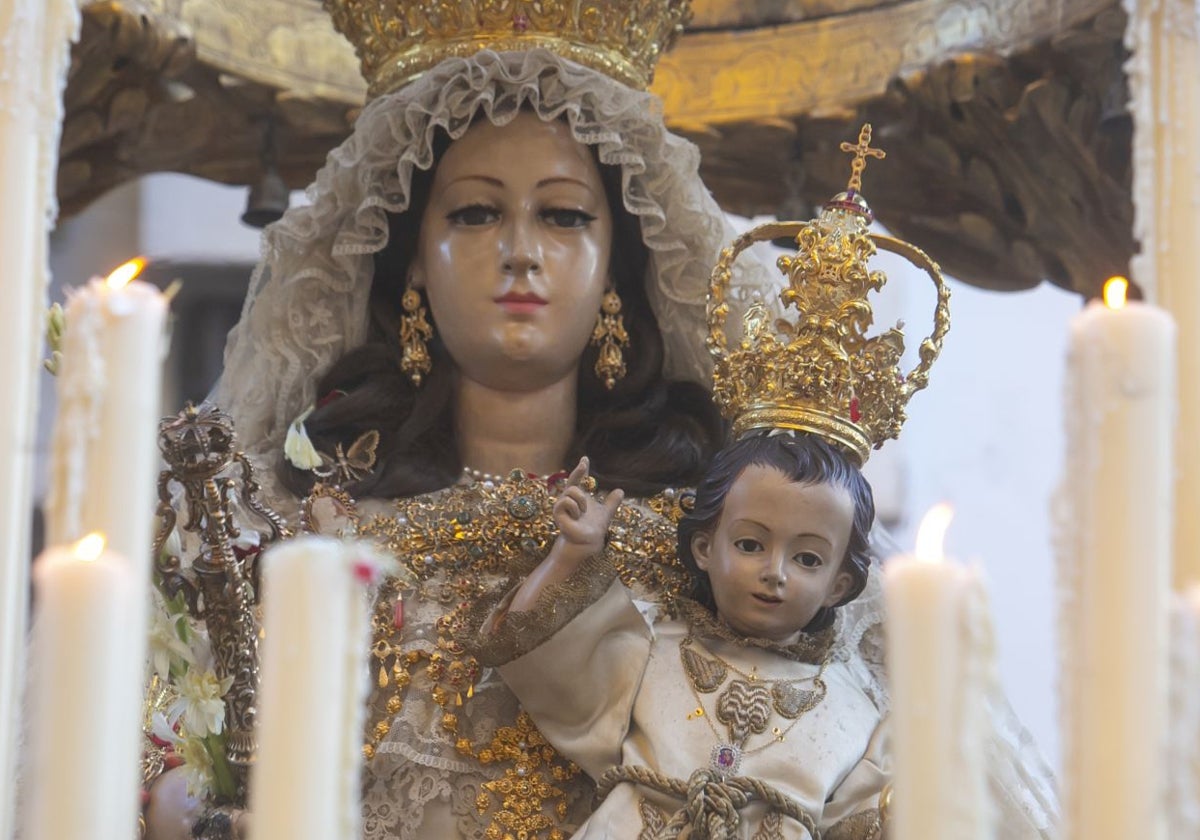 La Virgen del Socorro, durante su procesión