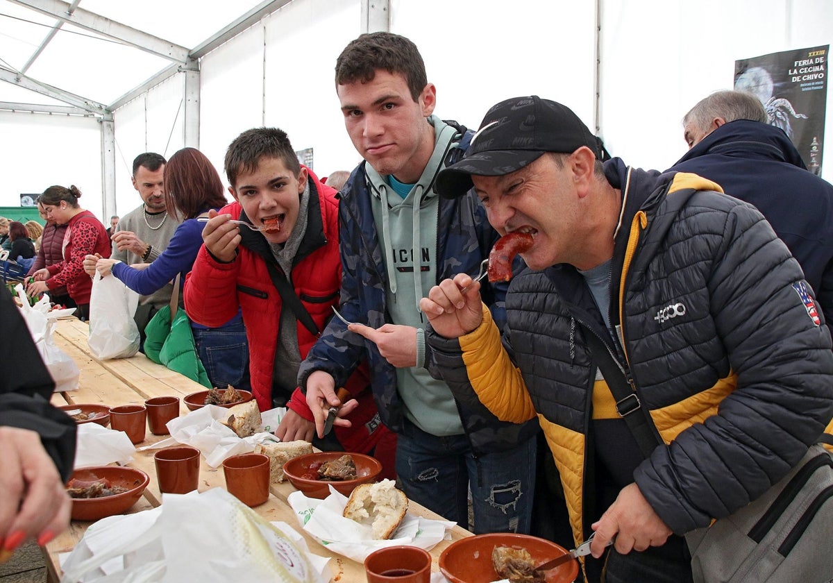 Celebración de la Feria de la Cecina de Chivo en Vegacervera (León)