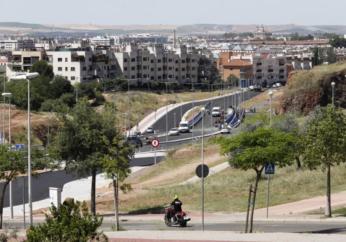 Tramo de la Ronda Norte a su paso por la capital cordobesa