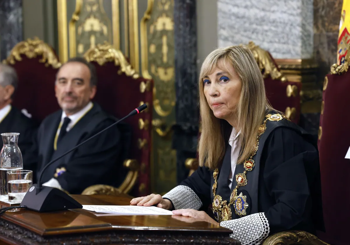 La presidenta del Tribunal Supremo (TS) y del Consejo General del Poder Judicial (CGPJ), Isabel Perelló, junto al magistrado Manuel Marchena