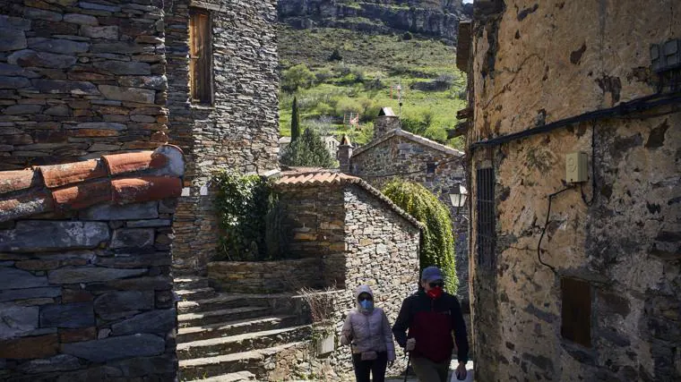 This town in Madrid was trapped in time and is one of the most beautiful in Spain: where it is and how to get there