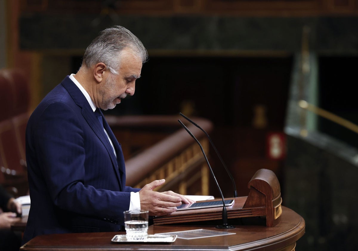 El ministro de Política Territorial, Ángel Víctor Torres, comparece en el Congreso para explicar la gestión del Gobierno ante la tragedia por la gota fría en la provincia de Valencia