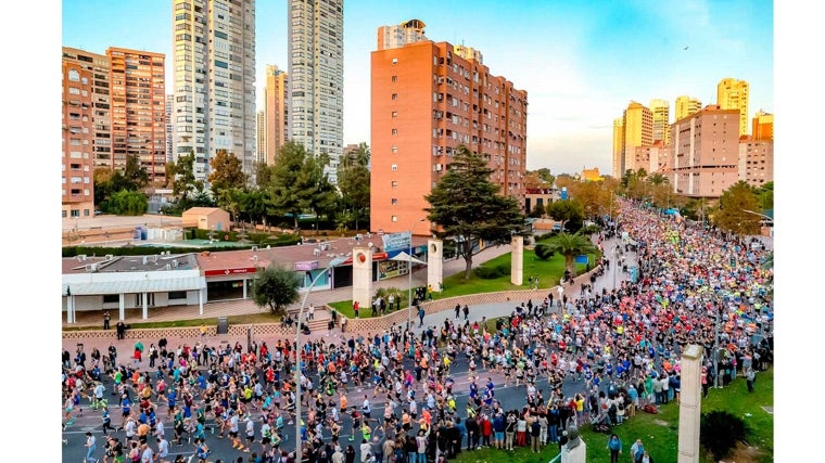 El skyline de Benidorm, marco de la prueba deportiva