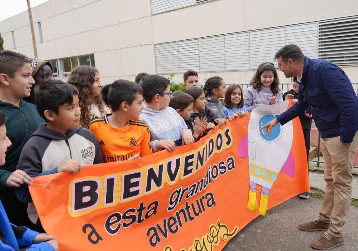 La comunidad educativa de Socovos recibía el pasado 4 de noviembre al alumnado de Letur