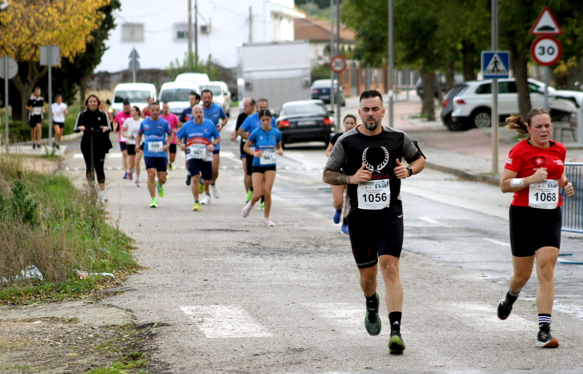 La carrera popular Ciudad de Lucena por la Igualdad, en imágenes