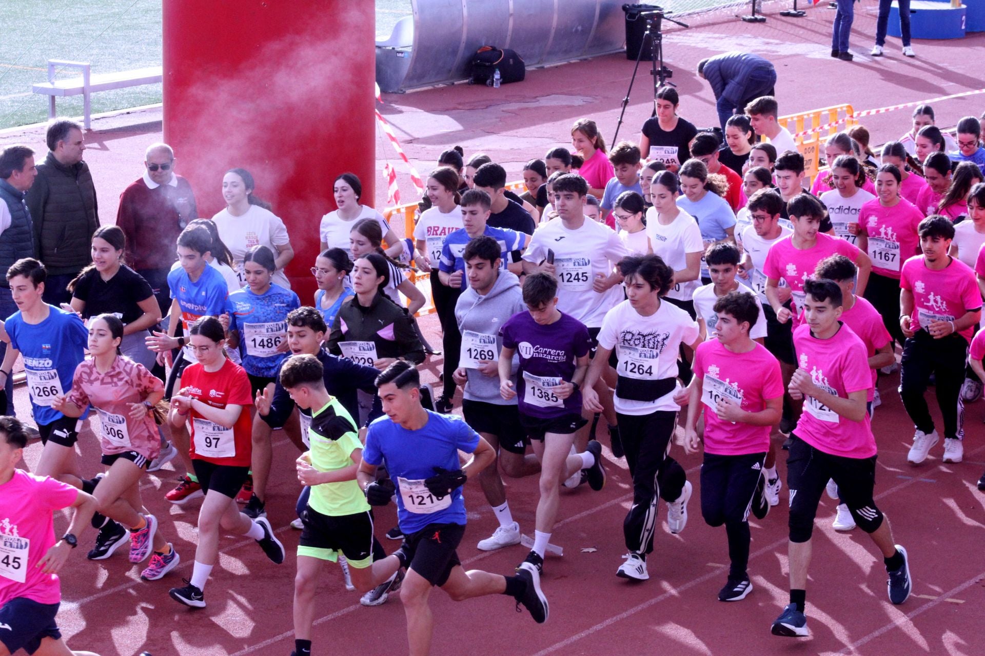 La carrera popular Ciudad de Lucena por la Igualdad, en imágenes