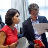 La eurodiputada por Podemos Isa Serra llama «ultraderecha» a Errejón por acusar a Mouliáa de denuncia falsa
