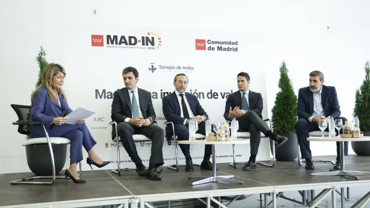 'Madrid: desarrollo urbanístico y de infraestructuras para construir una industria de alto valor añadido' fue el primer encuentro de participantes